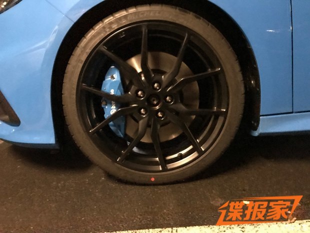 2018日內(nèi)瓦車展探館：?？怂筊S限量版